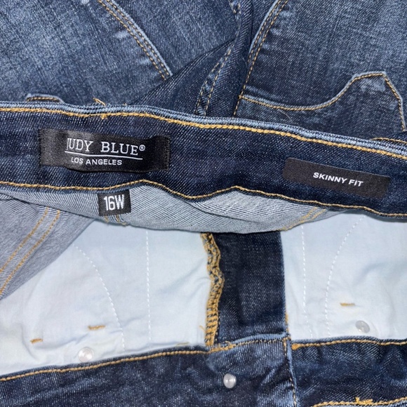 Judy Blue Jeans Womens Size 16W Dark Wash Skinny - Picture 6 of 7